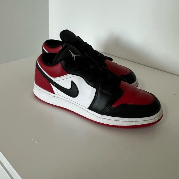 jordan 1s lows bred toe - Picture 3 of 4